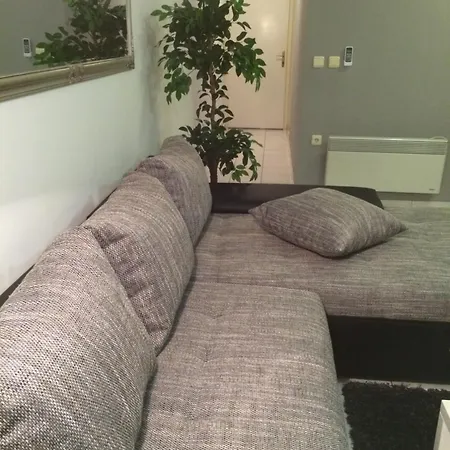 Apartment Doni