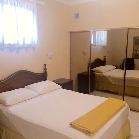 Apartment Doni *